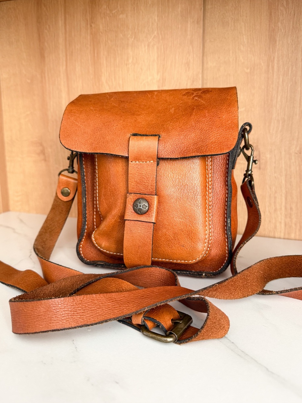 Patricia Nash Cognac Brown Leather Crossbody Bag Adjustable Strap Boho Satchel